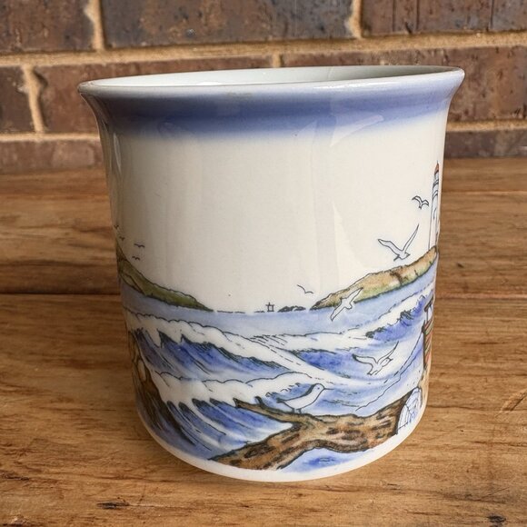 Cracked-Otagari Japan Coffee Tea Mug with Lighthouse Seagulls Waves Ocean Cliffs - Picture 2 of 11